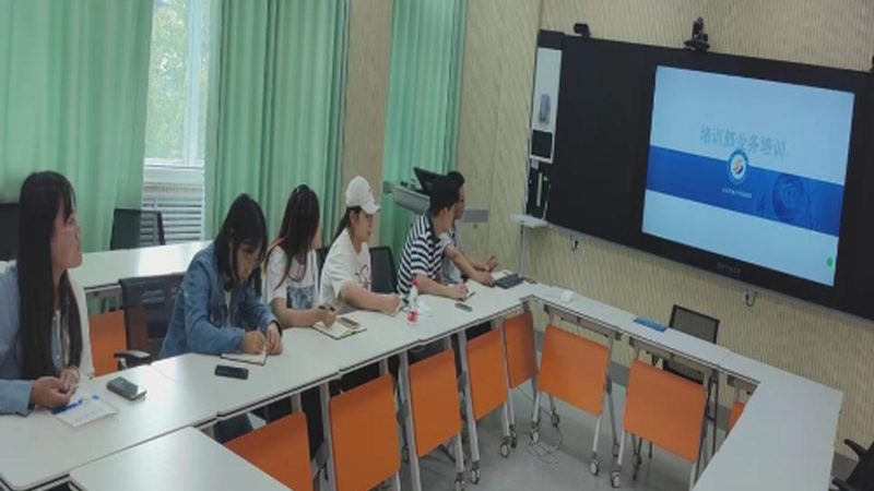 女生适合的技能培训机构：如何选择合适的职业路径