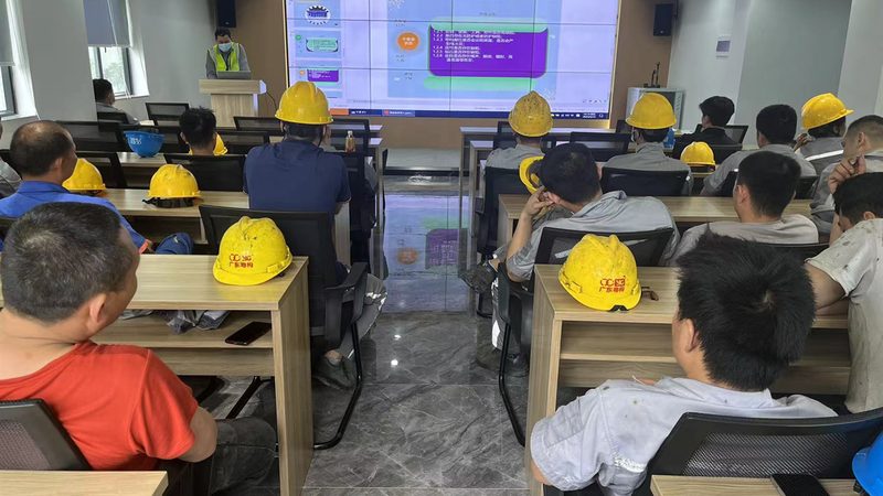 在职研究生培训费用按专业分类