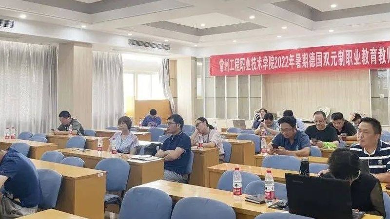 成人高考报名流程详解：关键步骤与费用解析